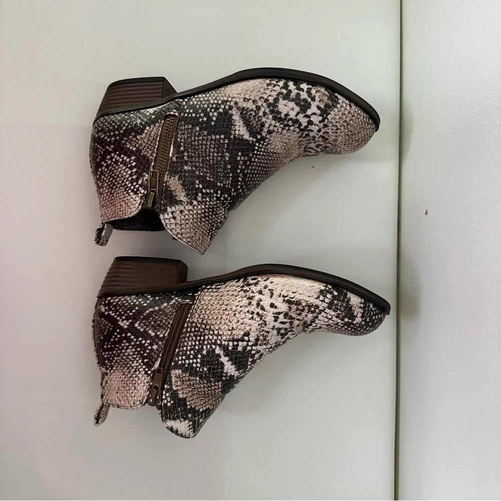 EUC Pierre Dumas booties - Picture 4 of 12